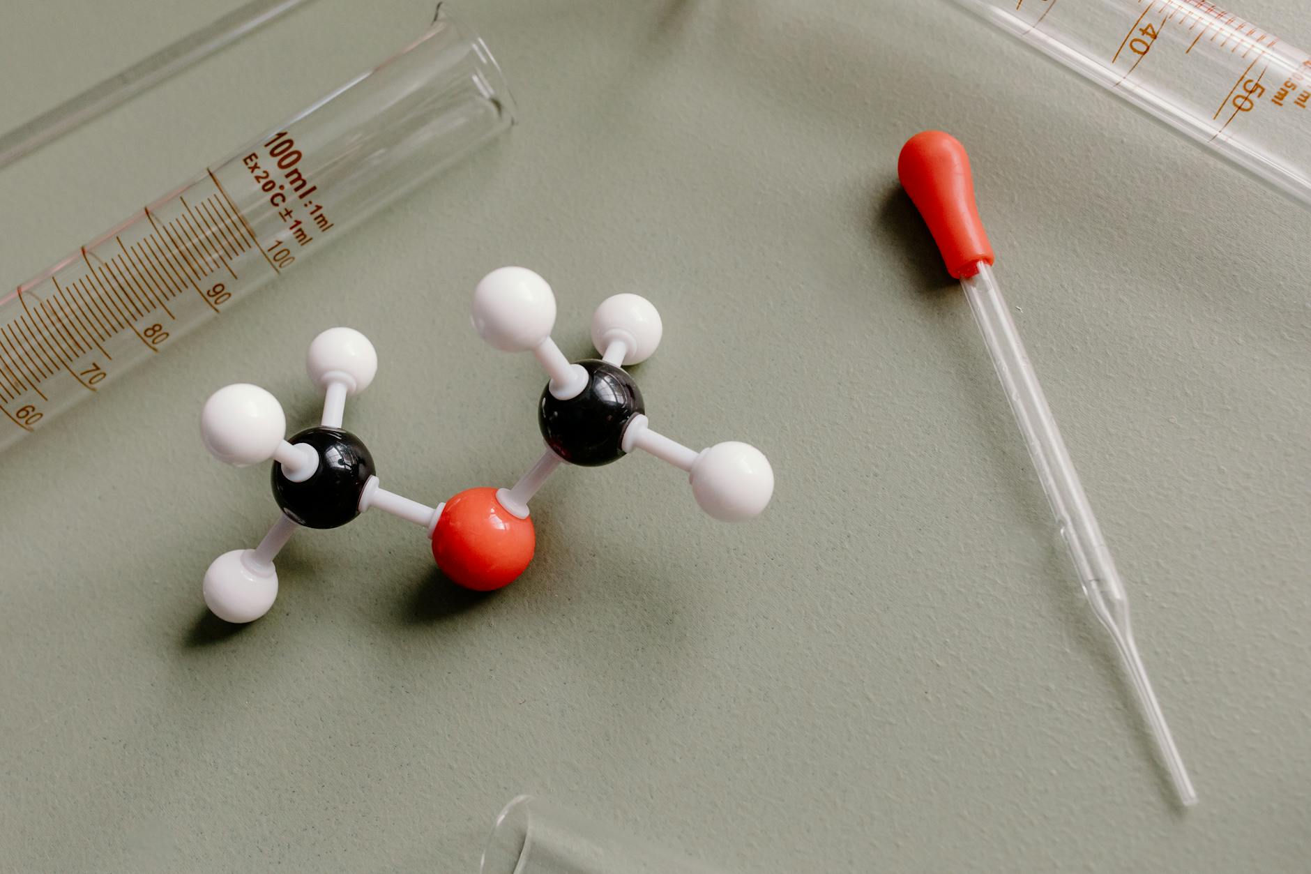 Die Propionoxy-Gruppe: Warum sie Tryptamine stabiler macht